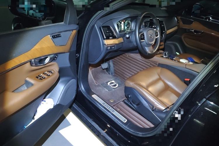 Used Volvo XC90 2022 B6 Zhiyi Luxury Edition 7-Seater Driver Seat