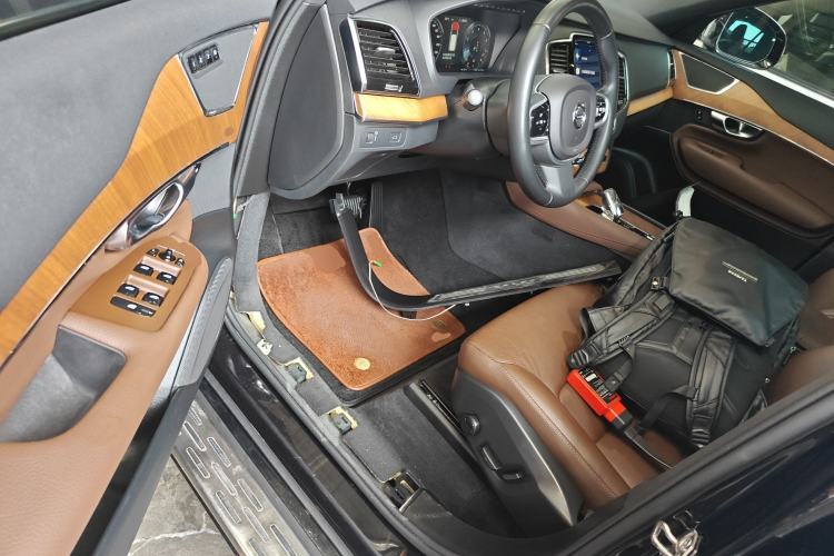 Used Volvo XC90 2022 B6 Zhiyi Luxury Edition 7-Seater Driver Seat