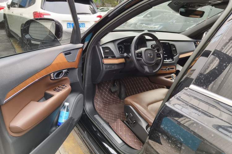 Used Volvo XC90 2022 B6 Zhiyi Luxury Edition 7-Seater Driver Seat