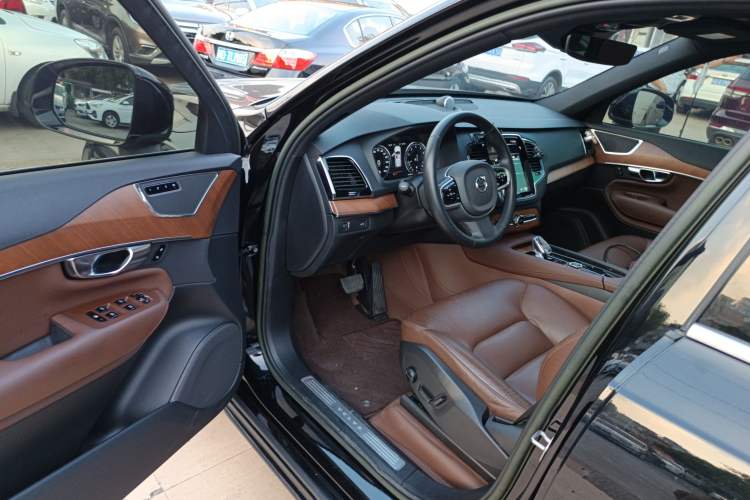 Used Volvo XC90 2022 B6 Zhiyi Luxury Edition 7-Seater Driver Seat