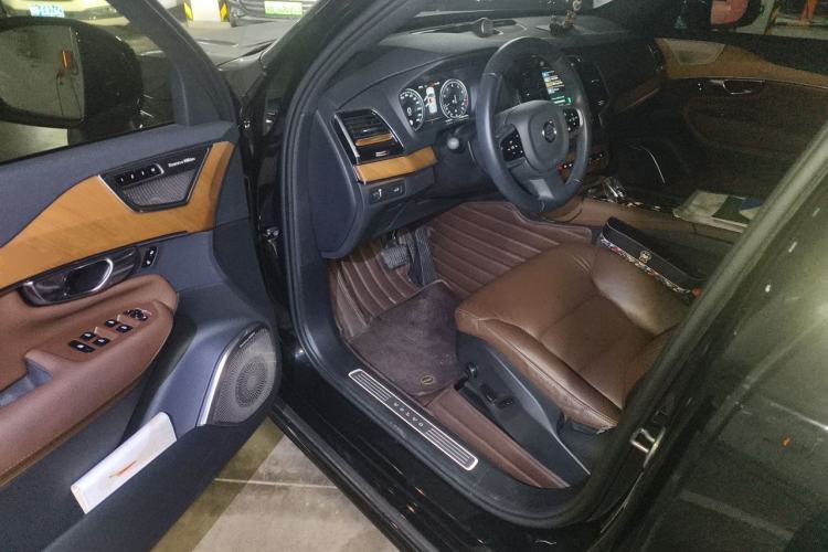 Used Volvo XC90 2022 B6 Zhiyi Luxury Edition 7-Seater Driver Seat