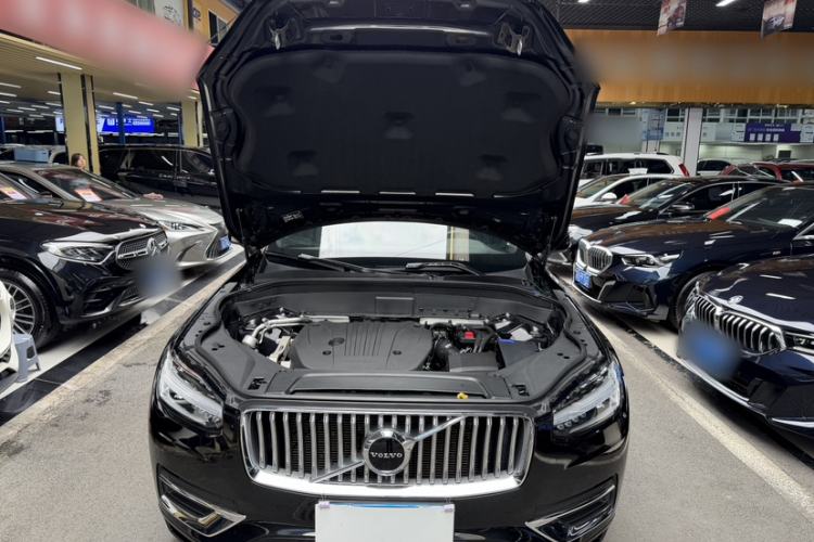 Used Volvo XC90 2022 B5 Smart Drive Luxury Edition 5 Seats Engine Bay