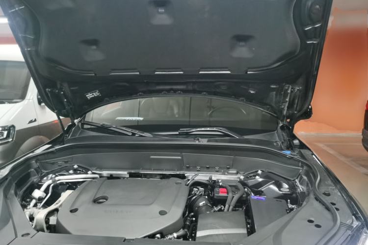 Used Volvo XC90 2022 B6 Zhiyi Luxury Edition 7-Seater Engine Bay