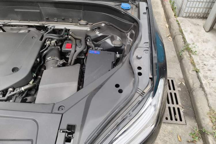 Used Volvo XC90 2022 B6 Zhiyi Luxury Edition 7-Seater Engine Bay Left