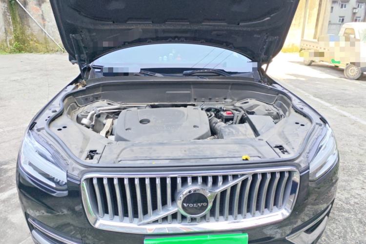 Used Volvo XC90 2022 B6 Zhiyi Luxury Edition 7-Seater Engine Bay