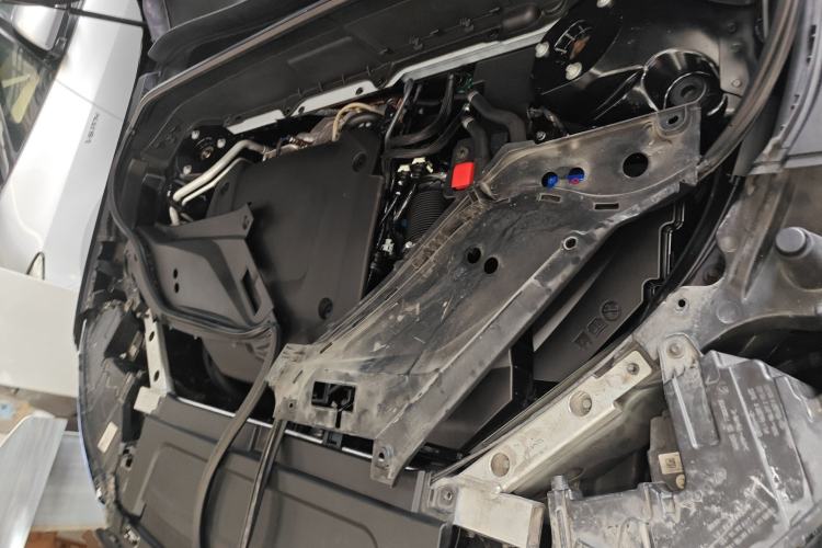 Used Volvo XC90 2022 B6 Zhiyi Luxury Edition 7-Seater Engine Bay