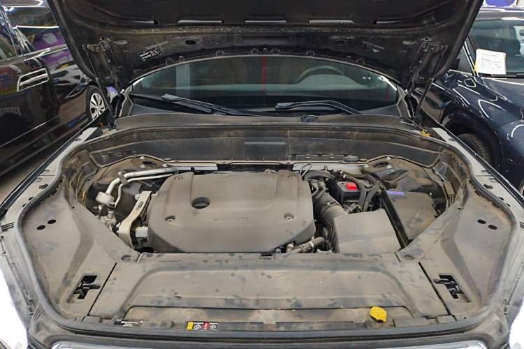 Used Volvo XC90 2022 B6 Zhiyi Luxury Edition 7-Seater Engine Bay