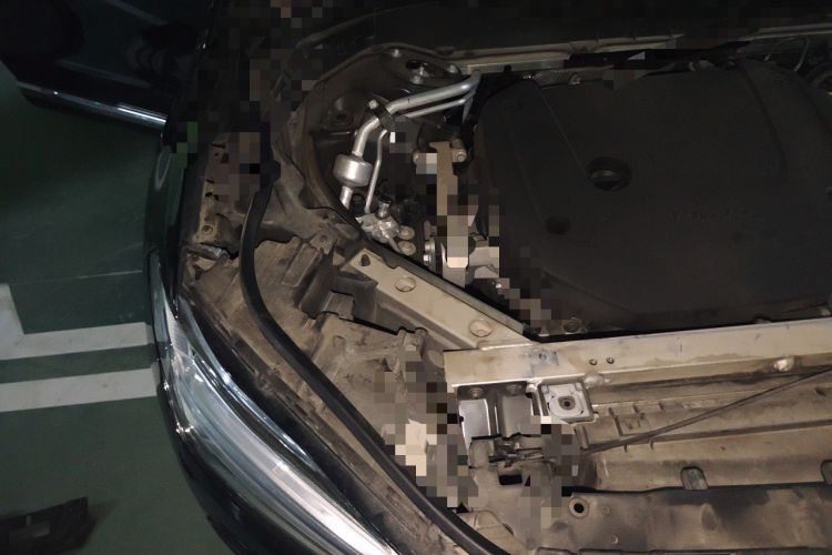 Used Volvo XC90 2022 B6 Zhiya Luxury 7-Seater Engine Bay Right