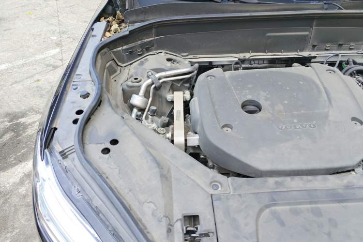 Used Volvo XC90 2022 B6 Zhiyi Luxury Edition 7-Seater Engine Bay Right