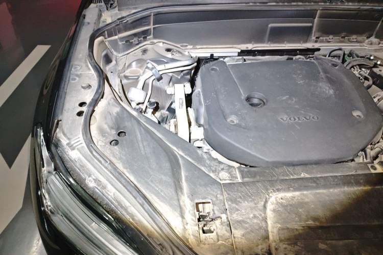 Used Volvo XC90 2022 B6 Zhiyi Luxury Edition 7-Seater Engine Bay Right