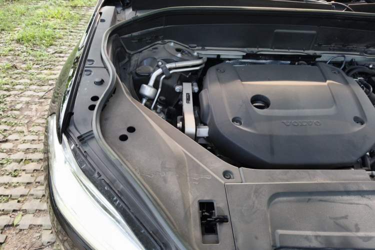 Used Volvo XC90 2022 B6 Zhiyi Luxury Edition 7-Seater Engine Bay Right