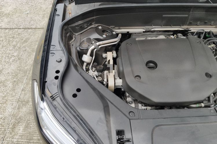 Used Volvo XC90 2022 B6 Zhiyi Luxury Edition 7-Seater Engine Bay Right