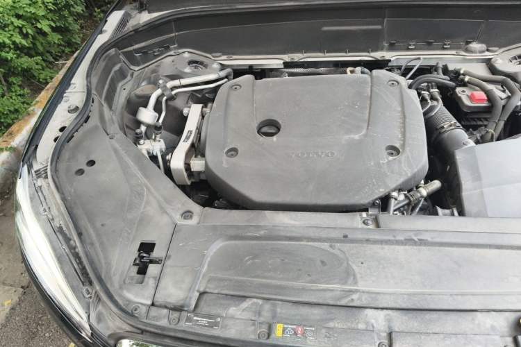 Used Volvo XC90 2022 B6 Zhiyi Luxury Edition 7-Seater Engine Bay Right