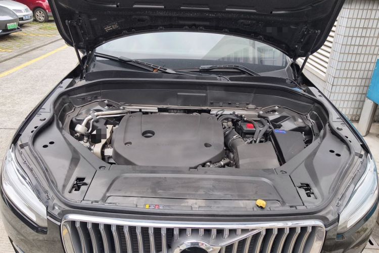 Used Volvo XC90 2022 B6 Zhiyi Luxury Edition 7-Seater Engine Bay