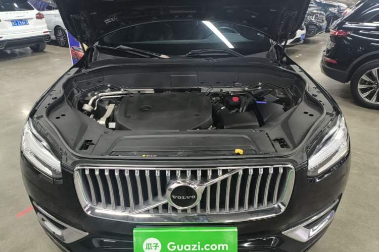 Used Volvo XC90 2022 B6 Zhiyi Luxury Edition 7-Seater Engine Bay