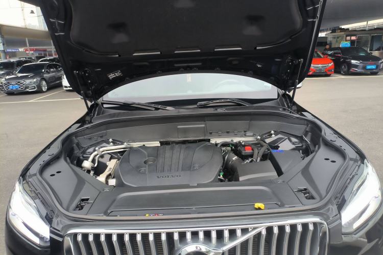 Used Volvo XC90 2022 B5 Smart Drive Luxury Edition 5 Seats Engine Bay