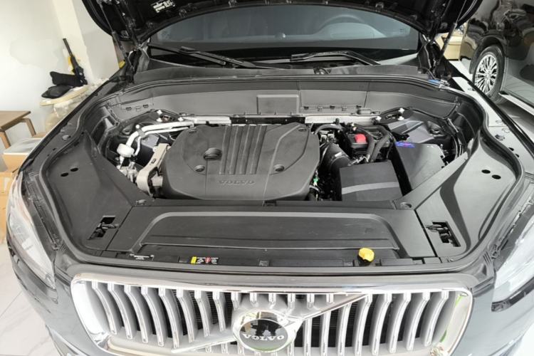 Used Volvo XC90 2022 B5 Smart Drive Luxury Edition 5 Seats Engine Bay