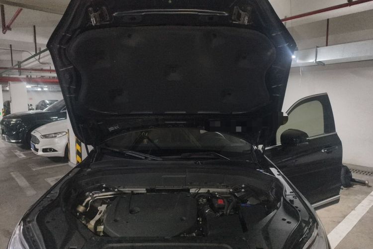 Used Volvo XC90 2022 B6 Zhiyi Luxury Edition 7-Seater Engine Bay
