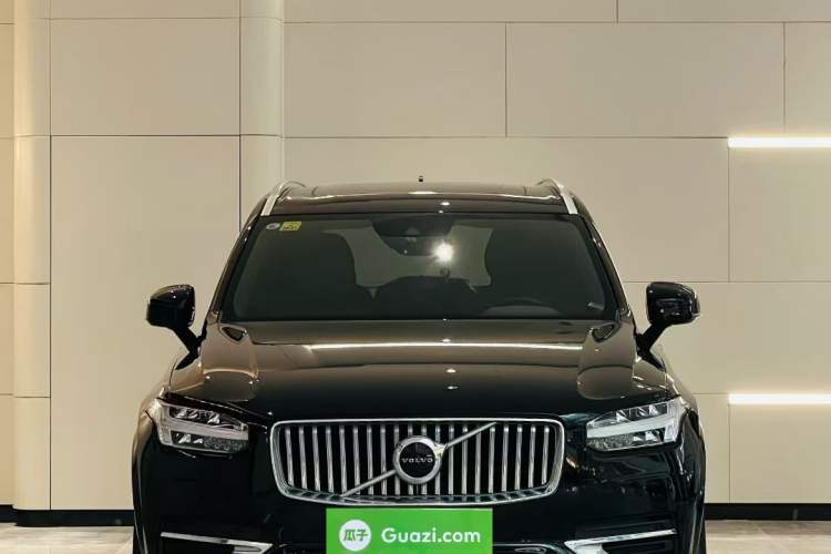 Used Volvo XC90 2022 B5 SmartDrive Luxury Edition 7 Seats Exterior 2
