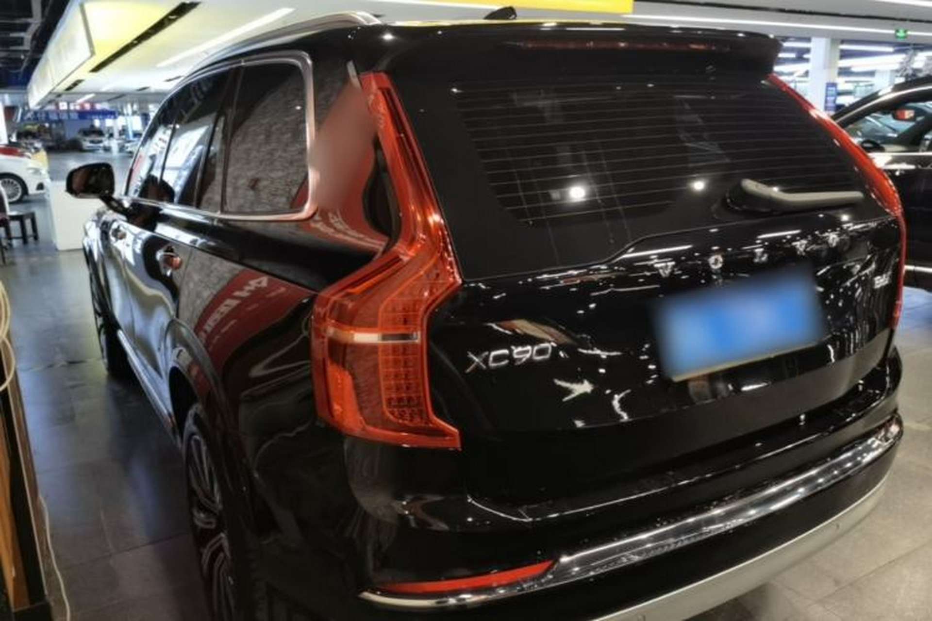Used Volvo XC90 2022 B6 Zhiyi Luxury Edition 7-Seater Exterior 2