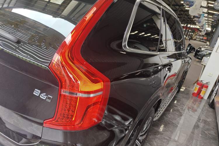 Used Volvo XC90 2022 B6 Zhiyi Luxury Edition 7-Seater Exterior 2