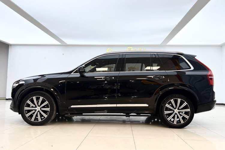 Used Volvo XC90 2022 B6 Zhiyi Luxury Edition 7-Seater Exterior 2