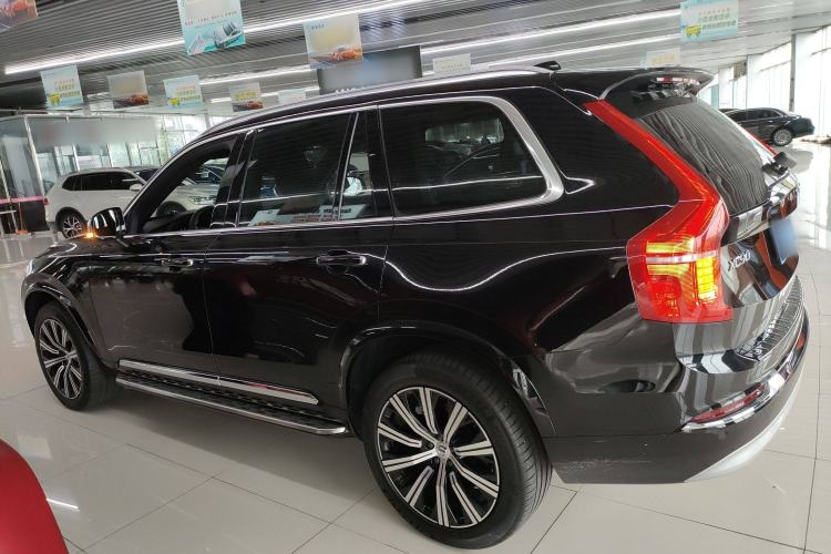 Used Volvo XC90 2022 B5 SmartDrive Luxury Edition 7 Seats Exterior 3