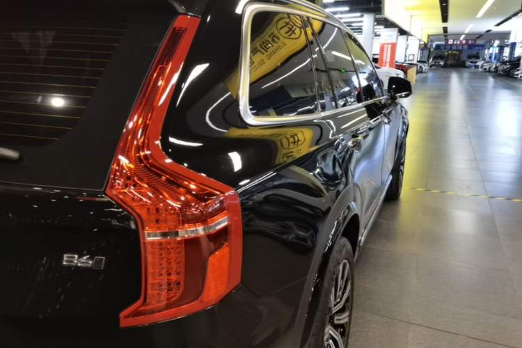Used Volvo XC90 2022 B6 Zhiyi Luxury Edition 7-Seater Exterior 3
