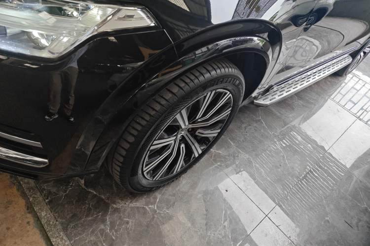 Used Volvo XC90 2022 B6 Zhiyi Luxury Edition 7-Seater Exterior 3