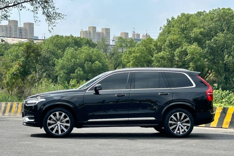 Used Volvo XC90 2022 B6 Zhiyi Luxury Edition 7-Seater Exterior 3
