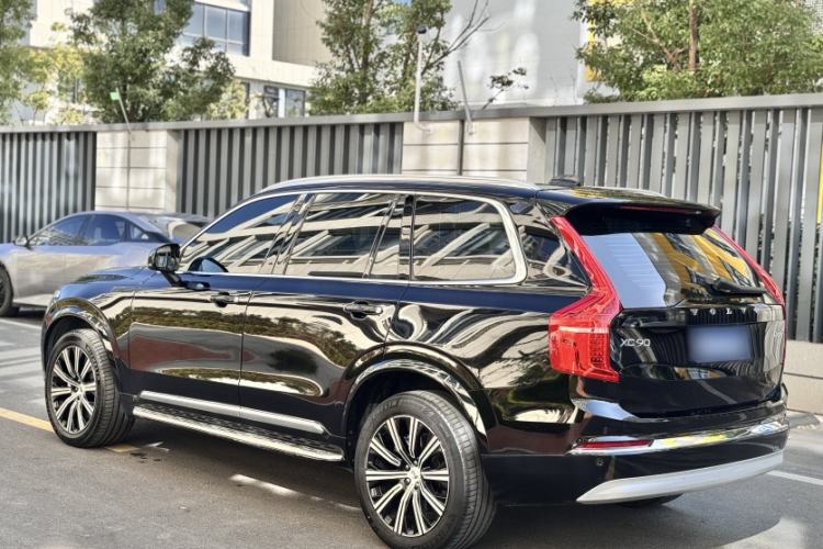 Used Volvo XC90 2022 B6 Zhiyi Luxury Edition 7-Seater Exterior 3