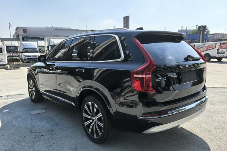 Used Volvo XC90 2022 B6 Zhiyi Luxury Edition 7-Seater Exterior 4