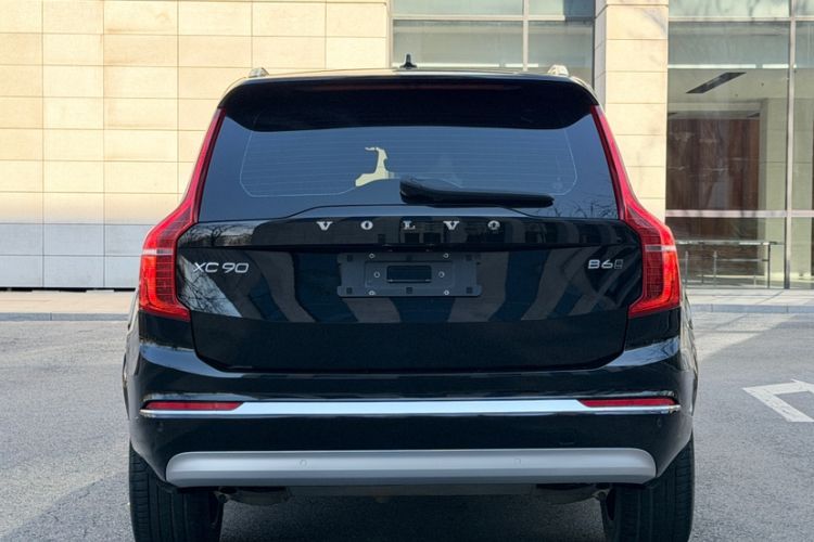Used Volvo XC90 2022 B6 Zhiya Luxury 7-Seater Exterior 4