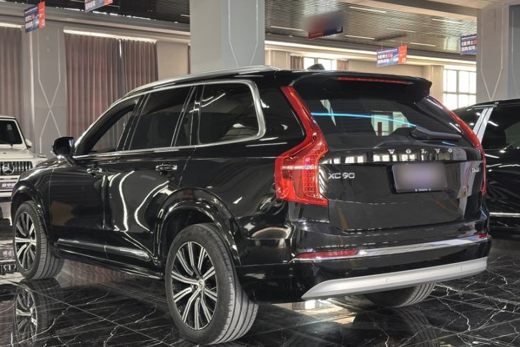 Used Volvo XC90 2022 B6 Zhiyi Luxury Edition 7-Seater Exterior 4