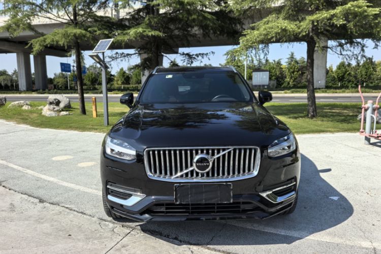 Used Volvo XC90 2022 B6 Zhiyi Luxury Edition 7-Seater Exterior 5