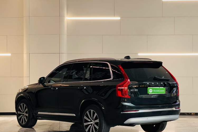 Used Volvo XC90 2022 B5 SmartDrive Luxury Edition 7 Seats Exterior 5