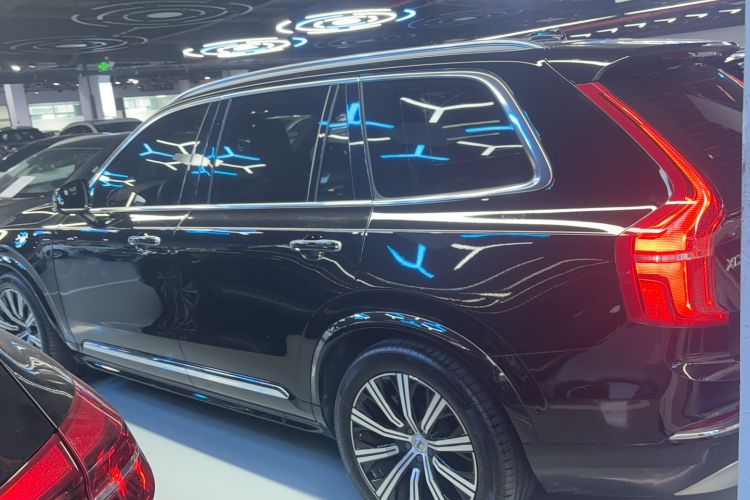 Used Volvo XC90 2022 B6 Zhiya Luxury 7-Seater Exterior 5