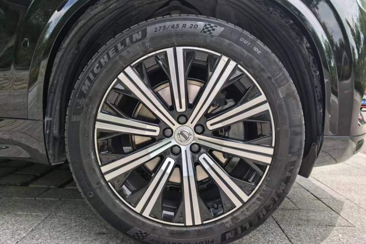 Used Volvo XC90 2022 B6 Zhiyi Luxury Edition 7-Seater Exterior 6