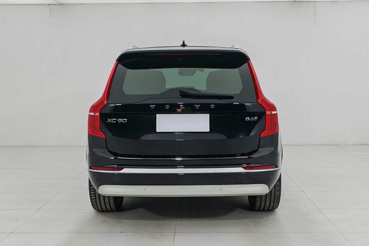 Used Volvo XC90 2022 B5 SmartDrive Luxury Edition 7 Seats Exterior 6