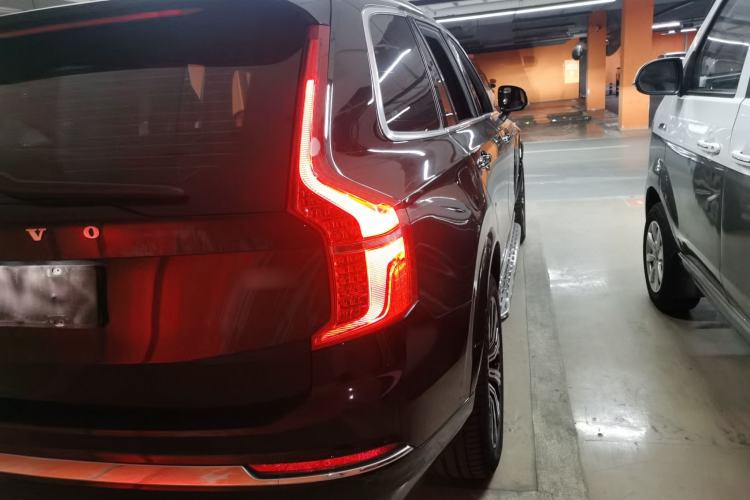 Used Volvo XC90 2022 B6 Zhiyi Luxury Edition 7-Seater Exterior 6