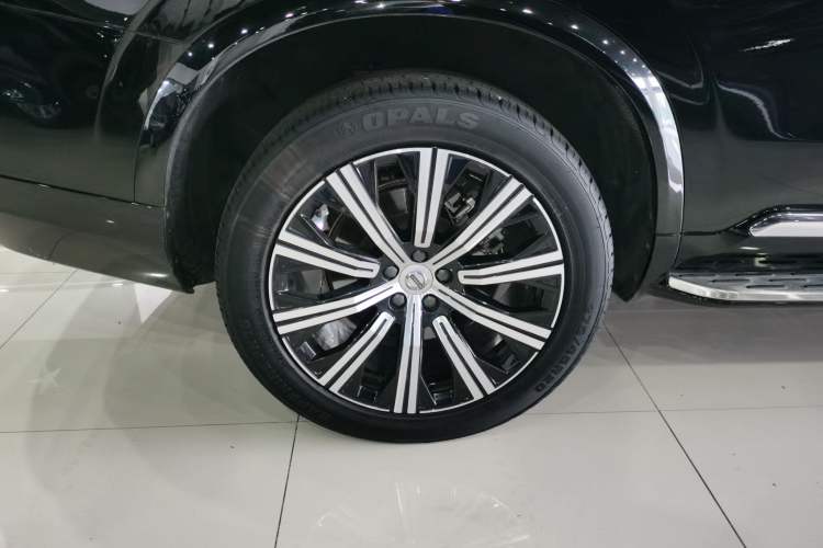 Used Volvo XC90 2022 B6 Zhiyi Luxury Edition 7-Seater Exterior 8