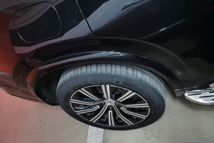 Used Volvo XC90 2022 B6 Zhiyi Luxury Edition 7-Seater Exterior 8