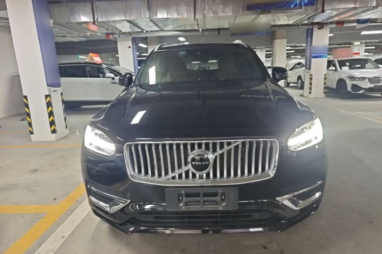 Used Volvo XC90 2022 B5 SmartDrive Luxury Edition 7 Seats Front