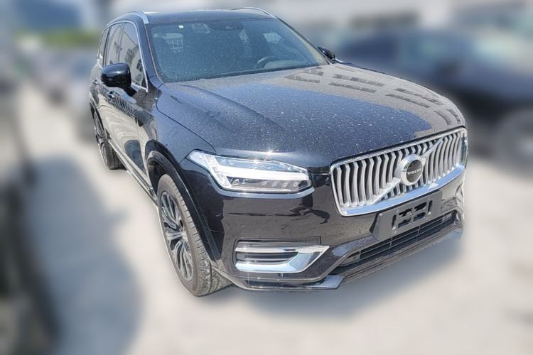Used Volvo XC90 2022 B6 Zhiyi Luxury Edition 7-Seater Front Right 45 Deg