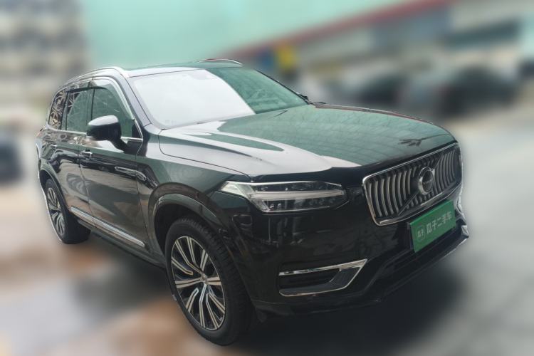 Used Volvo XC90 2022 B6 Zhiyi Luxury Edition 7-Seater Front Right 45 Deg