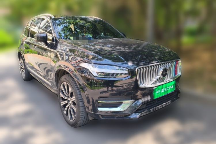 Used Volvo XC90 2022 B5 Smart Drive Luxury Edition 5 Seats Front Right 45 Deg