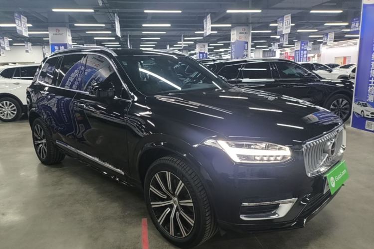 Used Volvo XC90 2022 B6 Zhiyi Luxury Edition 7-Seater Front Right 45 Deg