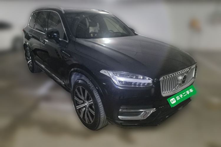 Used Volvo XC90 2022 B6 Zhiyi Luxury Edition 7-Seater Front Right 45 Deg