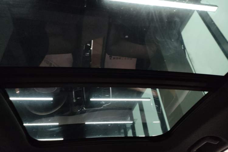 Used Volvo XC90 2022 B5 SmartDrive Luxury Edition 7 Seats Headliner