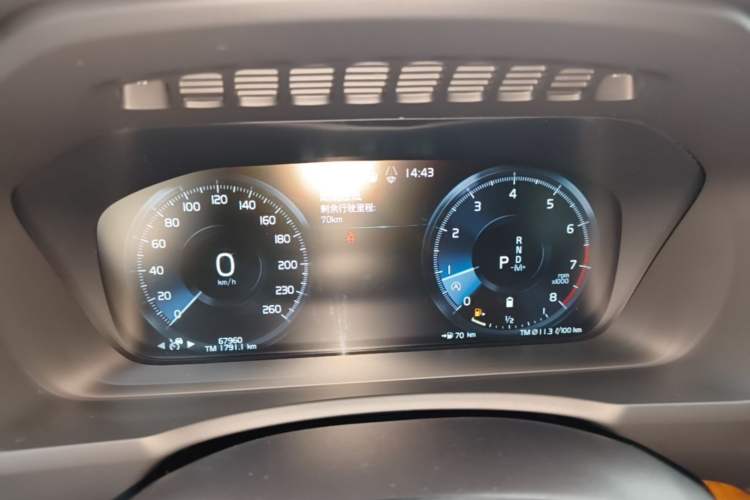 Used Volvo XC90 2022 B6 Zhiyi Luxury Edition 7-Seater Instrument Cluster